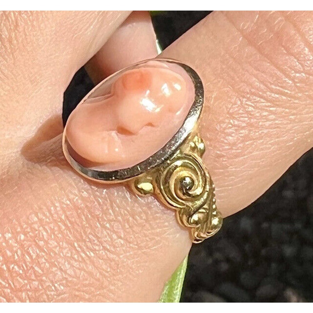 Antique 18k & 14k Yellow Gold Angel Skin Pink Coral Cameo Ring
